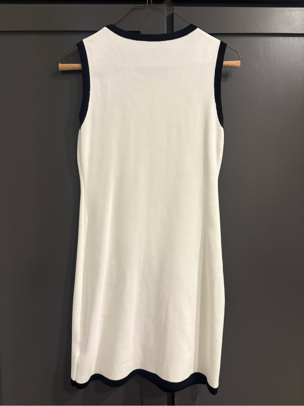 Commense Multi Pocket Button Sleeveless Sweater Dress - Picture 4 of 4